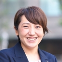石山　久美子