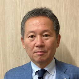 井上 勇人の写真